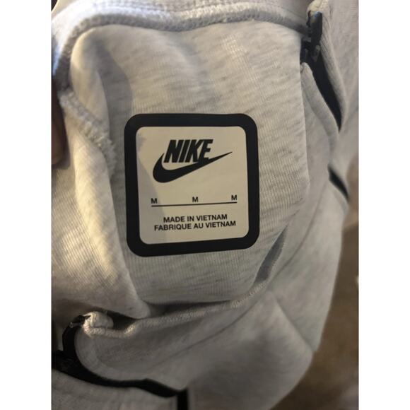 Nike Women's Tech Fleece High-Waisted Slim Zip Pants Light Grey/Black Size M - Picture 4 of 16